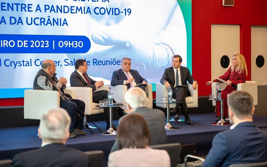 Conferência “A Sustentabilidade do Sistema de Saúde  entre a Pandemia COVID-19 e a Guerra na Ucrânia”