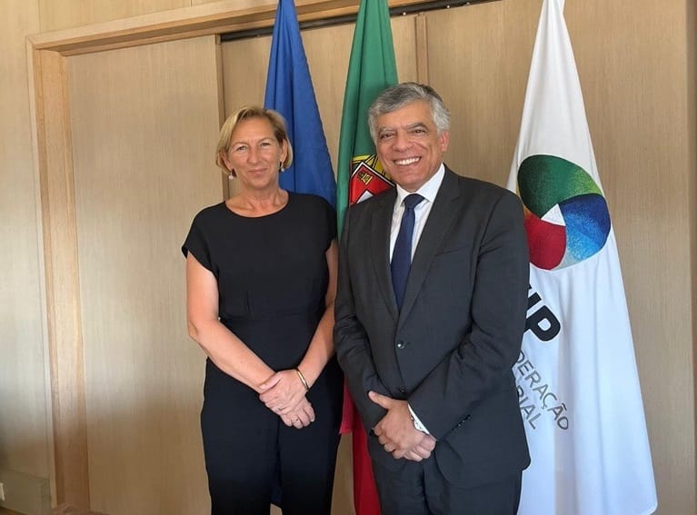 Presidente da CIP reúne com Embaixadora Francesa