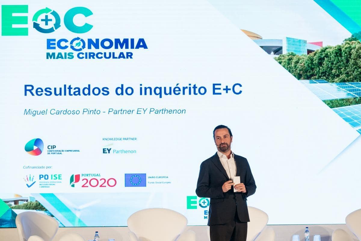 Resultados do inquérito E+C